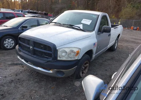 2008 Dodge Ram 1500 St/Sxt z USA, uszkodzony, nr VIN 1D7HA16K18J212206